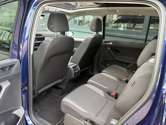 Volkswagen TOURAN 1.5 TSi 150pk DSG Comfortline Bns 7-persoons SCHUIFDAK/NAVI/CARPLAY/ADAPT.CRUISE/PDC/WINTERPACK