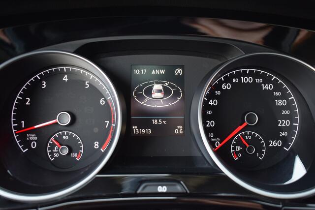 Volkswagen TOURAN 1.2 TSI Highline 7p | 7-Zits | Kantel/ Schuifdak | Stoelverwarming | Navigatie | Adaptieve Cruise Control |