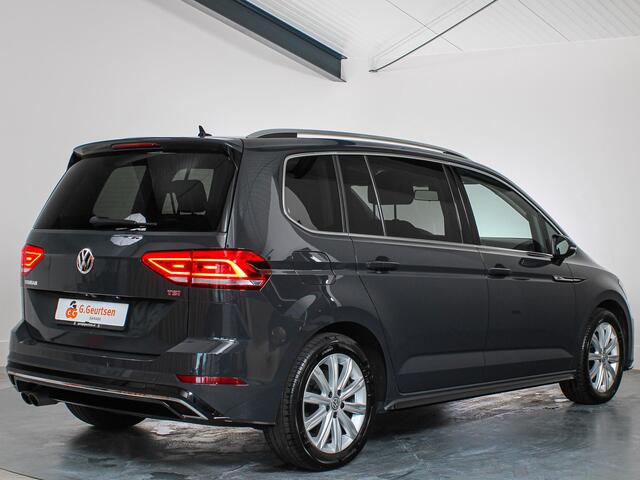 Volkswagen TOURAN 1.8 TSI Highline, R-line, 7-Persoons, 180PK, Led, Camera, Kinderzitjes