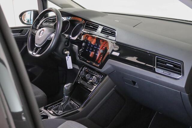 Volkswagen TOURAN 1.8 TSI Highline, R-line, 7-Persoons, 180PK, Led, Camera, Kinderzitjes