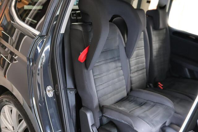 Volkswagen TOURAN 1.8 TSI Highline, R-line, 7-Persoons, 180PK, Led, Camera, Kinderzitjes
