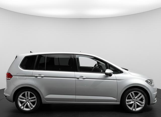 Volkswagen TOURAN TSI COMFORTLINE 7PERS. TREKHAAK/PDC/NAVI/7-PERSOONS