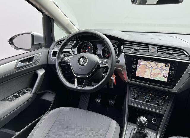 Volkswagen TOURAN TSI COMFORTLINE 7PERS. TREKHAAK/PDC/NAVI/7-PERSOONS