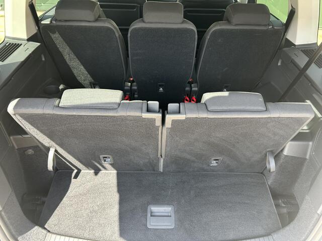 Volkswagen TOURAN 1.5 TSI EVO Highline 150 pk DSG