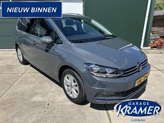 volkswagen-touran-1.5-tsi-evo-highl