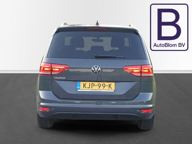 Volkswagen TOURAN 1.5 TSI Highline ACTIVE 7-Pers. /Navi/LED/Trekh./Camera/Carplay/Cruise/Clima v+a/