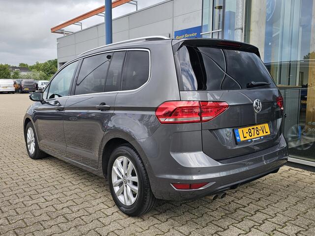Volkswagen TOURAN 1.4 TSI Highline Business R 7p 150 pk automaat | Alcantara leder | Elekt. bedienbare achterklep | Adaptive cruise control | PDC v+a | 7-persoons | Perfect onderhouden!