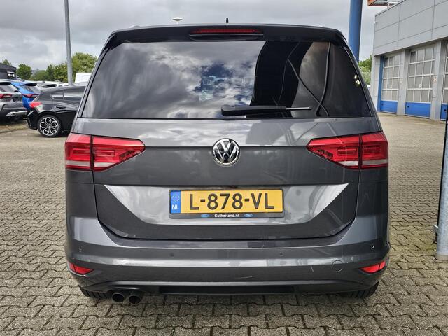 Volkswagen TOURAN 1.4 TSI Highline Business R 7p 150 pk automaat | Alcantara leder | Elekt. bedienbare achterklep | Adaptive cruise control | PDC v+a | 7-persoons | Perfect onderhouden!