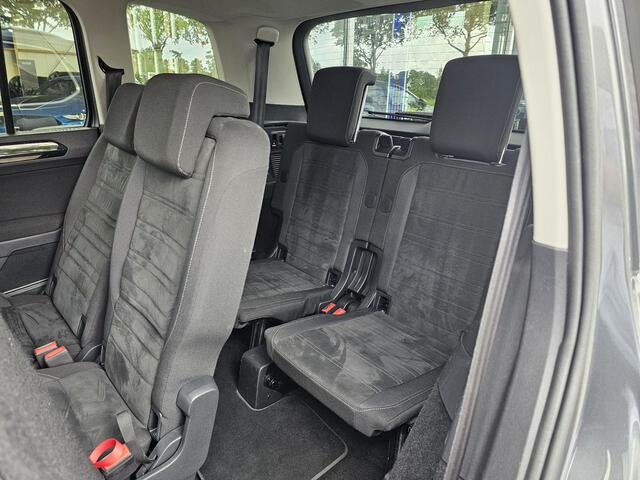 Volkswagen TOURAN 1.4 TSI Highline Business R 7p 150 pk automaat | Alcantara leder | Elekt. bedienbare achterklep | Adaptive cruise control | PDC v+a | 7-persoons | Perfect onderhouden!