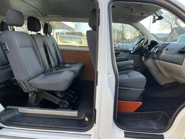 Volkswagen TRANSPORTER Kombi 8-persoons 2.0 TDI DSG Automaat L1H1 BTW en BPM vrij Airco Cruise control Trekhaak PDC 1e eigenaar Euro 5 Personenbus Kombi Combi Tourer Groepsvervoer Peronenvervoer