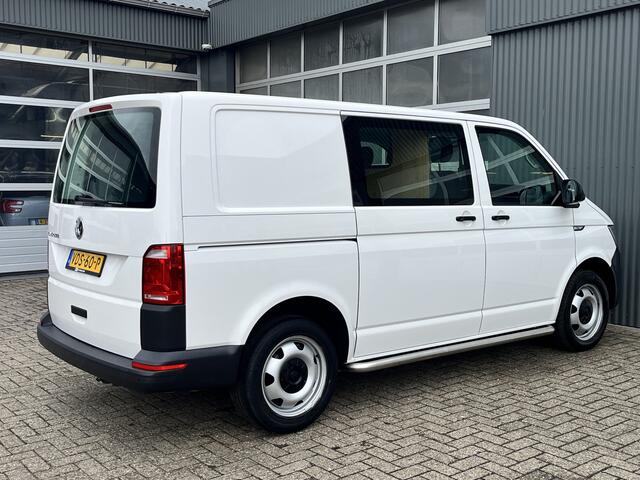 Volkswagen TRANSPORTER 2.0 TSI L1H1 Benzine Airco Cruise controle Navigatie Apple carplay Parkeerhulp achter 3-Persoons Bpm vrij voor particulier gebruik!!