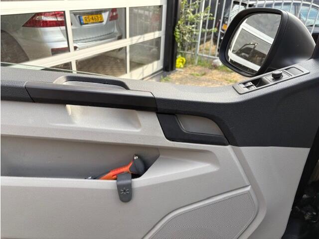 Volkswagen TRANSPORTER 2.0 TDI L2H1 Trendline 1 EIGENAAR * DEALERONDERHOUDEN *