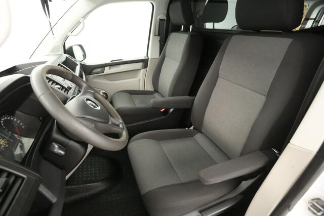 Volkswagen TRANSPORTER 2.0 TSI 150PK L1H1 | Benzine | EMISSIEVRIJE ZONE | Airco Trekhaak Elektrpakket Schuifdeur