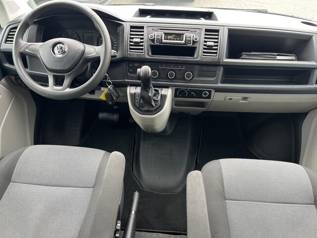 Volkswagen TRANSPORTER Kombi 2.0 TDI DSG Automaat 150 pk 8-persoons BTW en BPM vrij Airco Cruise control Trekhaak PDC 1e eigenaar Euro 6 Personenbus Kombi Combi Tourer Groepsvervoer Peronenvervoer