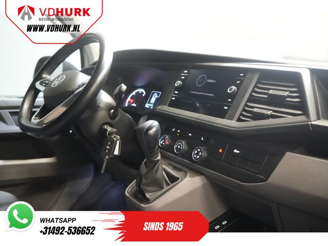 Volkswagen TRANSPORTER Volkswagen Transporter T6.1 2.0 TDI 150 pk DSG Aut. L2 2x Schuifdeur/ LED/ Stoelverw./ Standkachel/ Carplay/ 2.5t Trekverm.