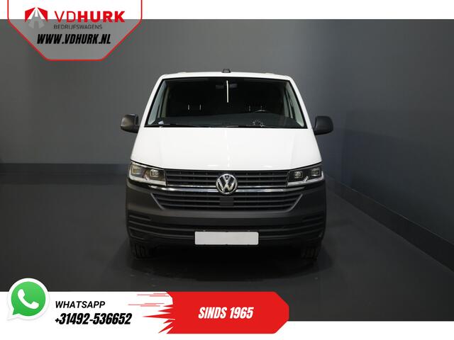 Volkswagen TRANSPORTER Volkswagen Transporter T6.1 2.0 TDI 150 pk DSG Aut. L2 2x Schuifdeur/ LED/ Stoelverw./ Standkachel/ Carplay/ 2.5t Trekverm.