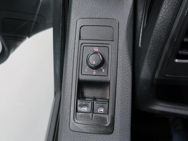 Volkswagen TRANSPORTER 2.0 TSI L2H1 DC Dubbele Cabine 6 Zitplaatsen Lange wielbasis Standkachel Trekhaak Metallic BTW verrekenbaar Elektrisch pakket Camper?