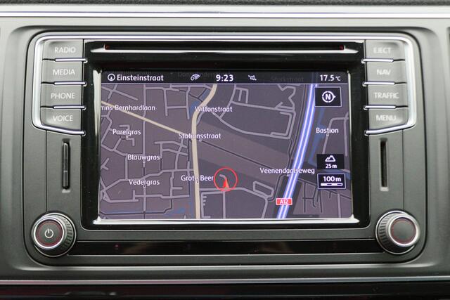 Volkswagen TRANSPORTER 2.0 TDI L2H1 DC Highline