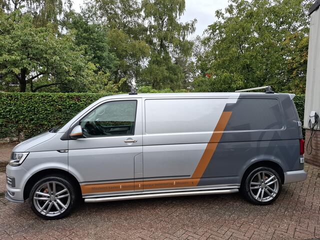 Volkswagen TRANSPORTER 2.0 TDI L2H1 Highline AIRCO/CRUISE/NAVI/PDC.A/3-ZITS 102PK