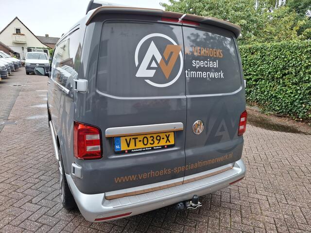 Volkswagen TRANSPORTER 2.0 TDI L2H1 Highline AIRCO/CRUISE/NAVI/PDC.A/3-ZITS 102PK