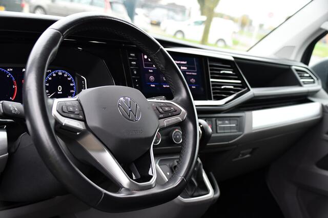 Volkswagen TRANSPORTER 2.0 TDI L2H1 Bulli Virtual, Cruise, Carplay, Automaat, Multimedia, Sensoren, 150PK, Trekhaak, LED, UNIEK!