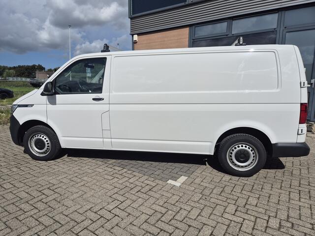 Volkswagen TRANSPORTER 2.0 TDI L2H1 Bulli 150pk lang 3-pers apple-car nieuw model 2021