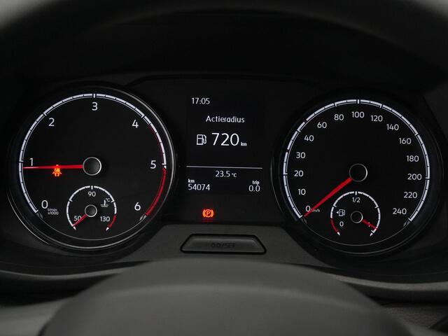 Volkswagen TRANSPORTER 2.0 TDI 110 pk L1H1 28 | Cruise Control | Trekhaak | Parkeersensor achter | Apple Carplay/Android Auto