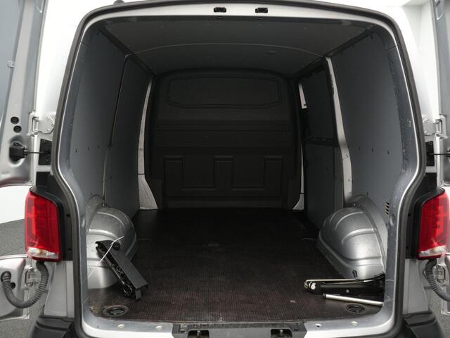 Volkswagen TRANSPORTER 2.0 TDI 90 pk Economy Business L1H1 | Trekhaak | Parkeersensoren achter | Carplay | Cruise Control
