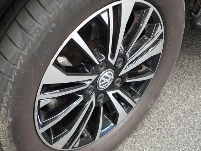 Volkswagen TRANSPORTER 2.0 TDI L2H1 28 Dubbele Cabine Highline Automaat Cruise Control Airco Navigatie PDC Camera