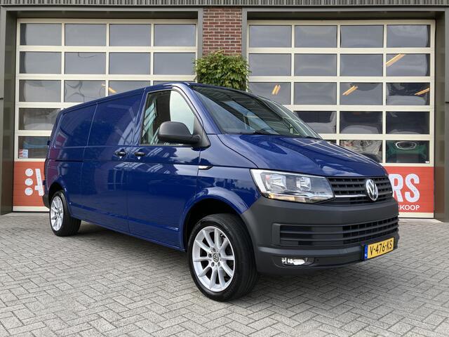 Volkswagen TRANSPORTER 2.0 TDI L2H1 Trendline | 18" LMV | 160PK | Trekhaak | CarPlay | Cruise | PDC | Zeer nette staat |