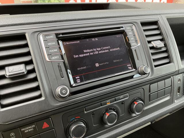 Volkswagen TRANSPORTER 2.0 TDI L2H1 Trendline | 18" LMV | 160PK | Trekhaak | CarPlay | Cruise | PDC | Zeer nette staat |