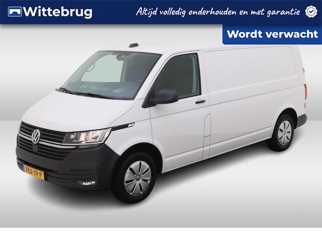 Volkswagen TRANSPORTER 2.0 TDI L2H1 Comfortline Navigatie / Trekhaak / Cruise control
