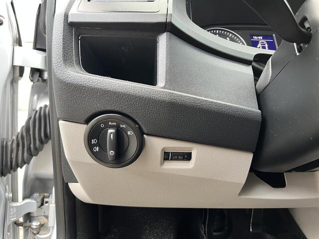 Volkswagen TRANSPORTER 2.0 TSI L2H1 Benzine/Cng Dubbele Schuifdeur Airco Cruise controle Bpm vrij Trekhaak Klep achter Omvormer Kastinrichting Standkachel Euro 6 Benzine Ideaal voor ombouw naar Camper !!