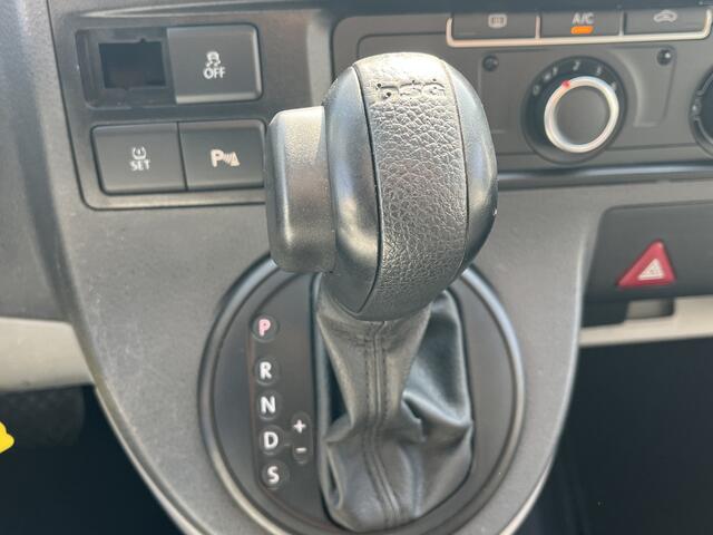 Volkswagen TRANSPORTER Kombi 2.0 TDI DSG Automaat L1H1 BTW en BPM vrij Airco Cruise control Trekhaak PDC 1e eigenaar Euro 5 Combi Personenbus Passenger Groepsvervoer Taxi