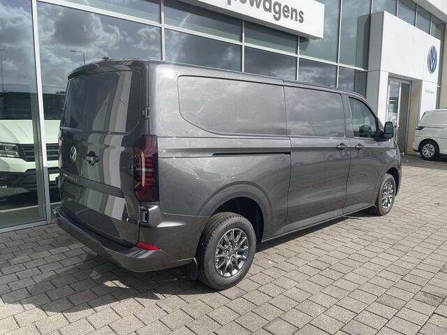 Volkswagen TRANSPORTER 2.0 TDI L2H 30 Style 150PK automaat | styling accessoires nog gemonteerd