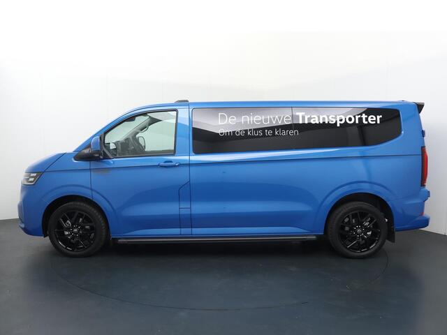 Volkswagen TRANSPORTER 2.0 TDI L2H1 Bulli 170 pk Automaat | BPM Vrij | IQ-LED | Comfortstoelen | Navigatie Apple Carplay/Android Auto DAB+ MF-Stuur | Cruise Control Adaptief | Parkeersensoren V+A + Achteruitrijcamera | LM 19" Zwart | Sidebars Zwart | Glaslookpanelen | Spoiler A