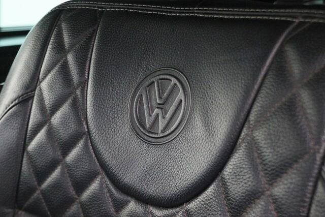 Volkswagen TRANSPORTER 2.0 TDI DSG L2H1 30 DC Highline Leer, 2x Elektr. Schuifdeur, ACC, Camera, Apple Carplay, LED, Trekhaak, 20''