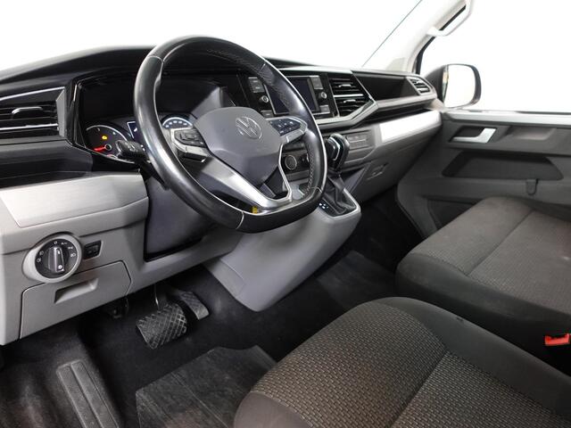 Volkswagen TRANSPORTER 2.0 TDI L2H1 28 Dubbele Cabine Highline Automaat Airco Cruise Control adaptief Parkeersensoren Trekhaak
