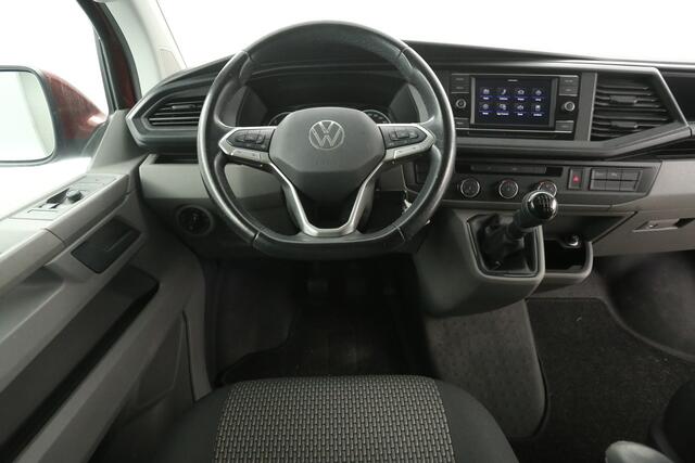 Volkswagen TRANSPORTER 2.0 TDI L1H1 | 150PK | Airco | Cruise | Carplay | Trekh. | 2xSchuifdeur | Parkeersens.