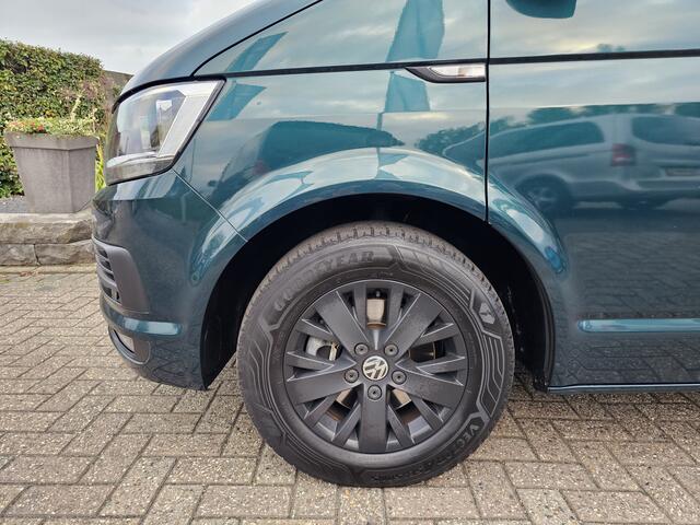 Volkswagen TRANSPORTER 2.0 TDI L1H1 Highline Automaat * Dubbel Schuifdeur * Trekhaak * Navi *
