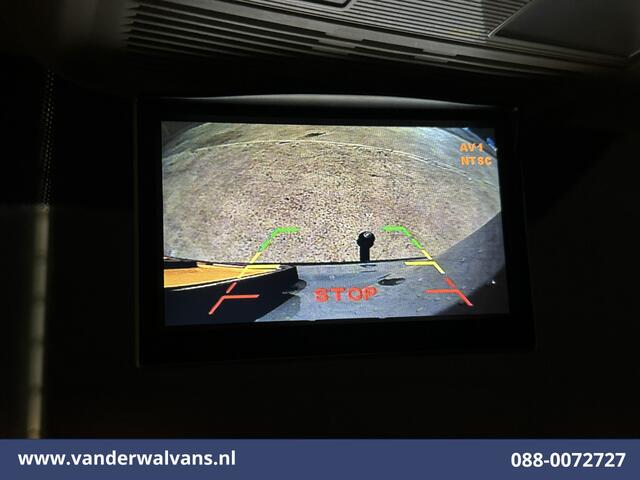 Volkswagen TRANSPORTER 2.0 TDI L1H1 Euro6 Airco | Camera | Cruisecontrol | Trekhaak | Sidebars Parkeersensoren