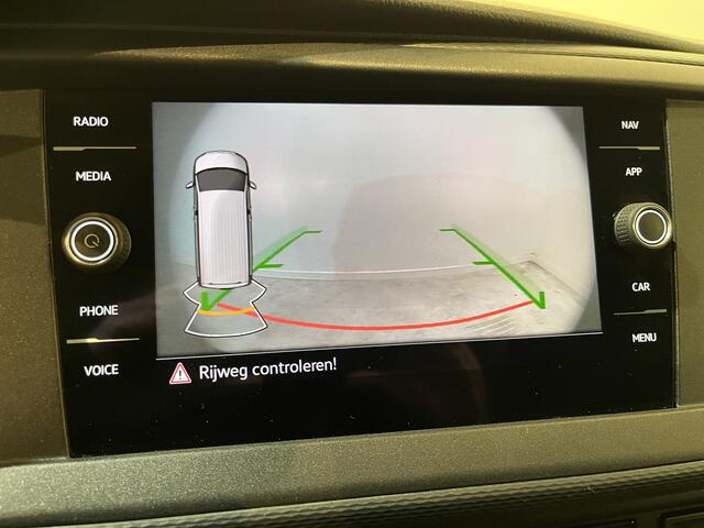 Volkswagen TRANSPORTER 2.0 TDI L1H1 Servicebus / Aluca Inrichting / Euro 6 / Airco / Camera / Cruise Control / Navigatie / CarPlay / 3-Zits / 81.000 KM !!