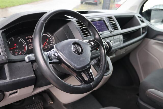 Volkswagen TRANSPORTER 2.0 TDI L2H1 Highline, Trekhaak, Cruise Control, Apple Carplay/Android Auto,