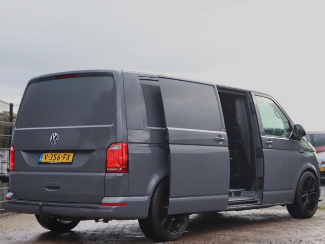 Volkswagen TRANSPORTER 2.0 TDI L2H1 Highline, Trekhaak, Cruise Control, Apple Carplay/Android Auto,