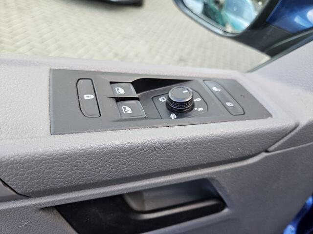 Volkswagen TRANSPORTER 2.0 TDI L2H1 30 DC Bulli