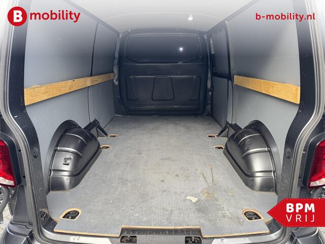 Volkswagen TRANSPORTER 2.0 TDI L2H1 Highline DSG Automaat Trekhaak 2.500KG | Apple CarPlay/ Android auto | PDC Voor/Achter | Navigatie