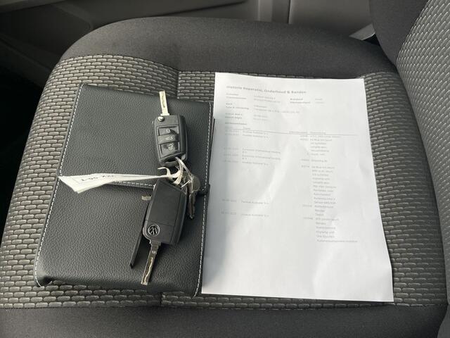 Volkswagen TRANSPORTER T6.1 2.0 TDI 150pk E6 L2 Lease ¤421 p/m, Airco, Navi, PDC, Sortimo inrichting, Trekhaak, Volledig onderhoudshistorie aanwezig