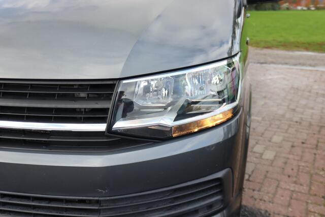 Volkswagen TRANSPORTER 2.0 TDI L2H1 Highline, Trekhaak, Apple Carplay, Airco, Cruise Control