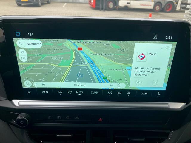 Volkswagen TRANSPORTER 2.0 TDI 170PK Automaat L1H1 28 Bulli