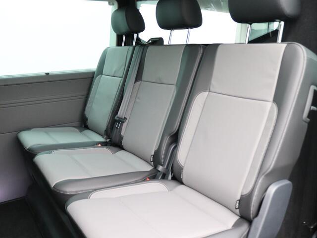 Volkswagen TRANSPORTER 2.0 TDI L2H1 Caravelle DC 204PK DSG Dubbele cabine, achteruitrijcamera, 2x elek. schuifdeur, leder, winterpakket, virtual cockpit, elek. stoel, 18'' lichtmetaal